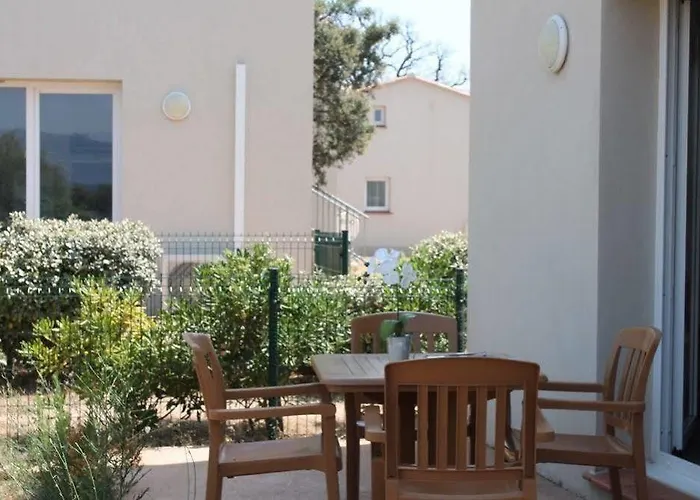 Luna Apartahotel 3*
