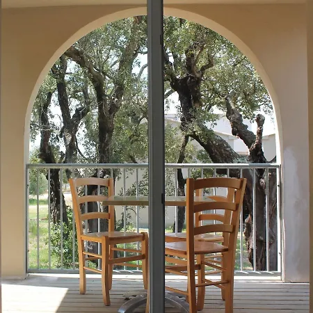 Luna Apartahotel Lecci