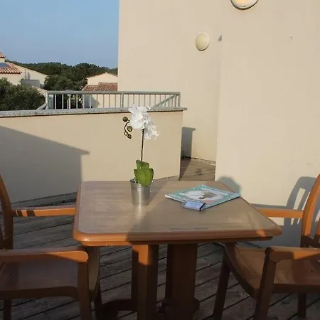 Luna Apartahotel Lecci